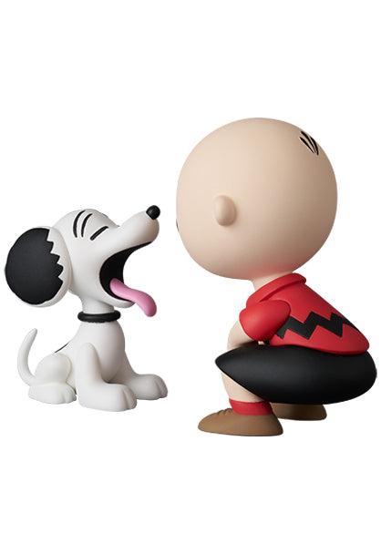 UDF PEANUTS SERIES 20 Charlie Brown & Yawn Snoopy