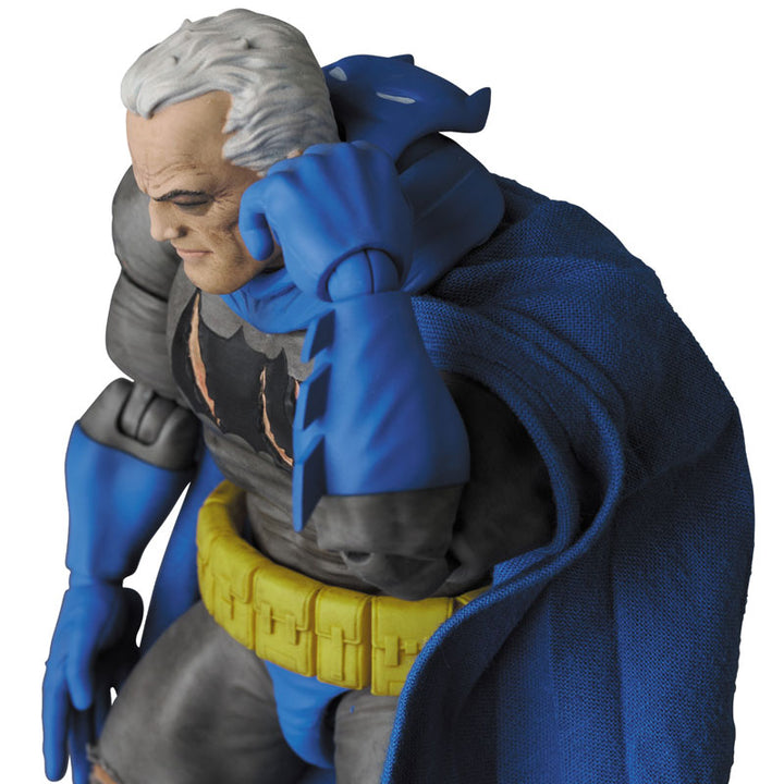 MAFEX BATMAN (TDKR：The Dark Knight Triumphant)