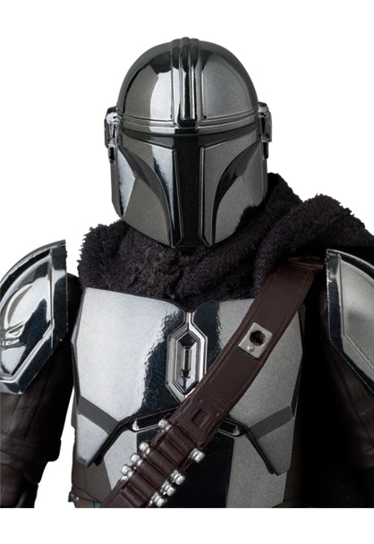 MAFEX THE MANDALORIAN CHROME Ver.