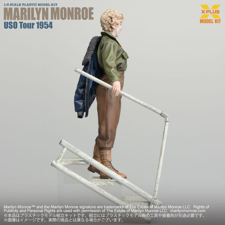 1/8 マリリン・モンロー （U.S.O. ツアー 1954）プラスチックモデルキット