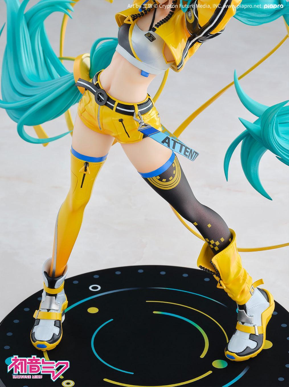 初音ミク 17周年Ver.  1/7スケール