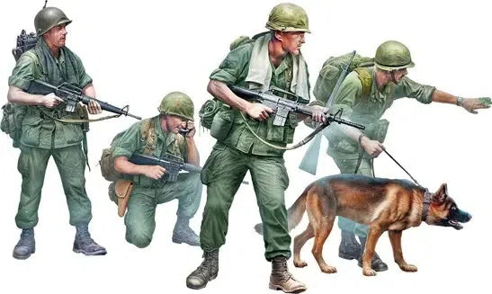 1/35 米・ベトナム戦兵士4体＋犬１頭・ドッグパトロール