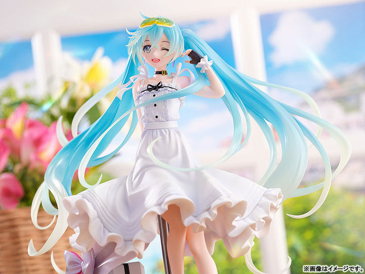 レーシングミク 2021 Vacation Style Ver. 1/7スケール