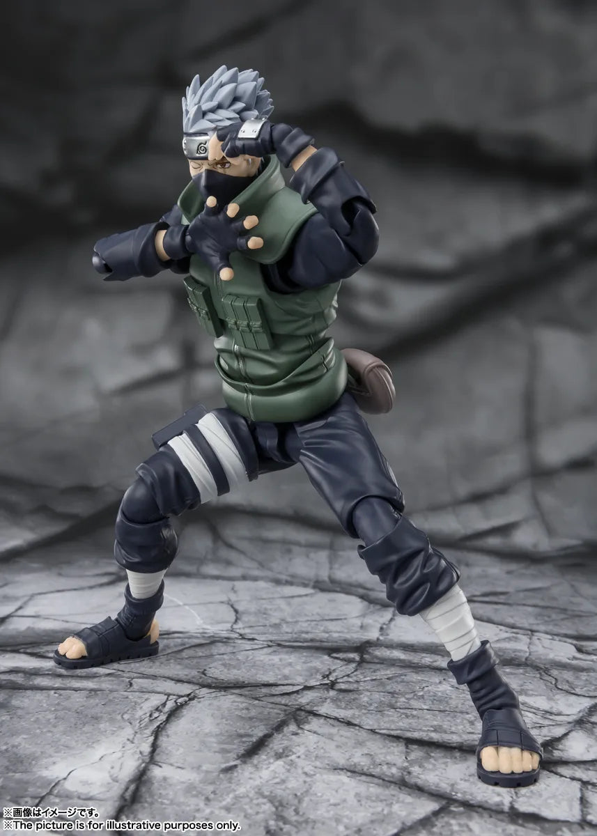 S.H.Figuarts はたけカカシ -勇名轟く写輪眼の英雄-（再販版）