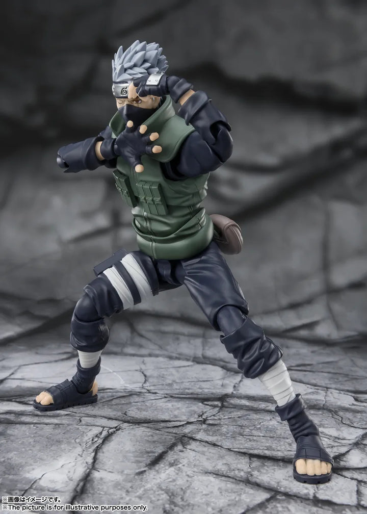 S.H.Figuarts はたけカカシ -勇名轟く写輪眼の英雄-（再販版）