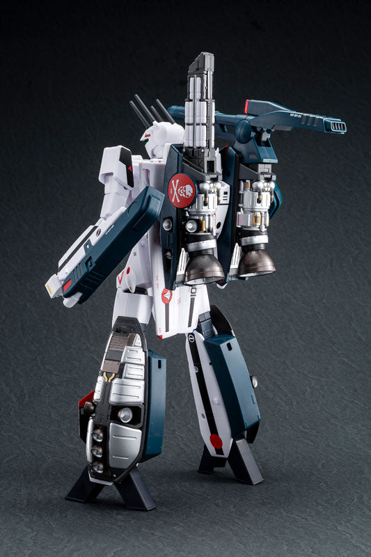 完全変形VF-1S ストライクバルキリー(一条輝 搭乗機) movie ver.
