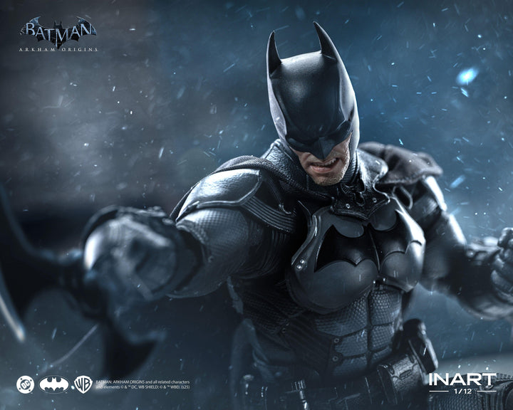 バットマン（バットマン：アーカム・ビギンズ） アクションフィギュア　 1/12スケール