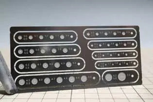 センターピンガイド