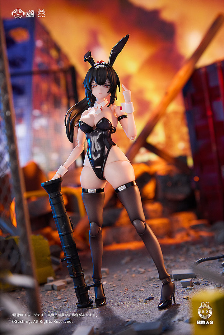Attacker・ルナ 可動フィギュア