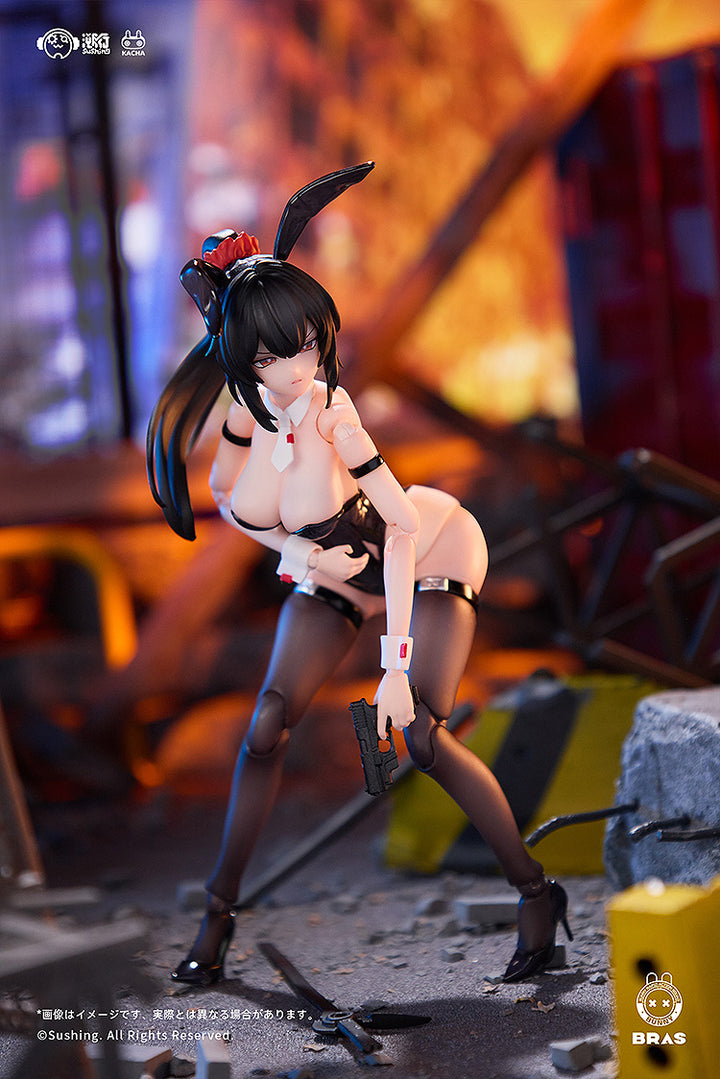 Attacker・ルナ 可動フィギュア