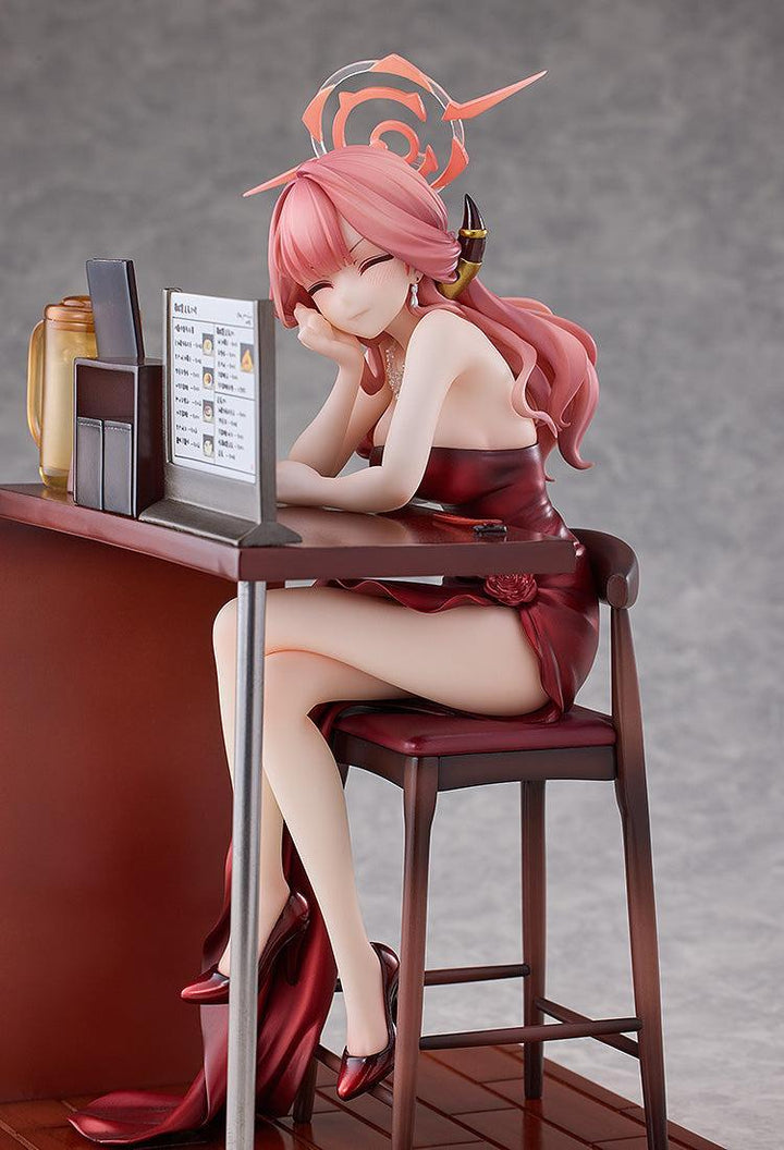 アル (ドレス) メモリアルロビーVer. 1/7スケール