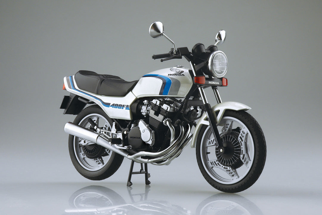 【決算セール対象！】 1/12 完成品バイク Honda CBX400F パールシェルホワイト (CBX550F Ver.)