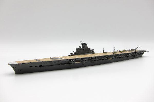 1/700 特シリーズ 日本海軍航空母艦 大鳳（木甲板）エッチングパーツ付き