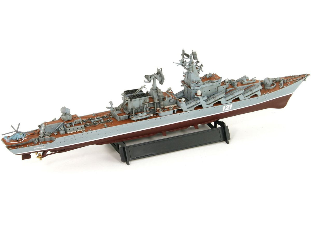 1/700 スカイウェーブシリーズ ロシア海軍 ミサイル巡洋艦 モスクワ（旧スラヴァ）