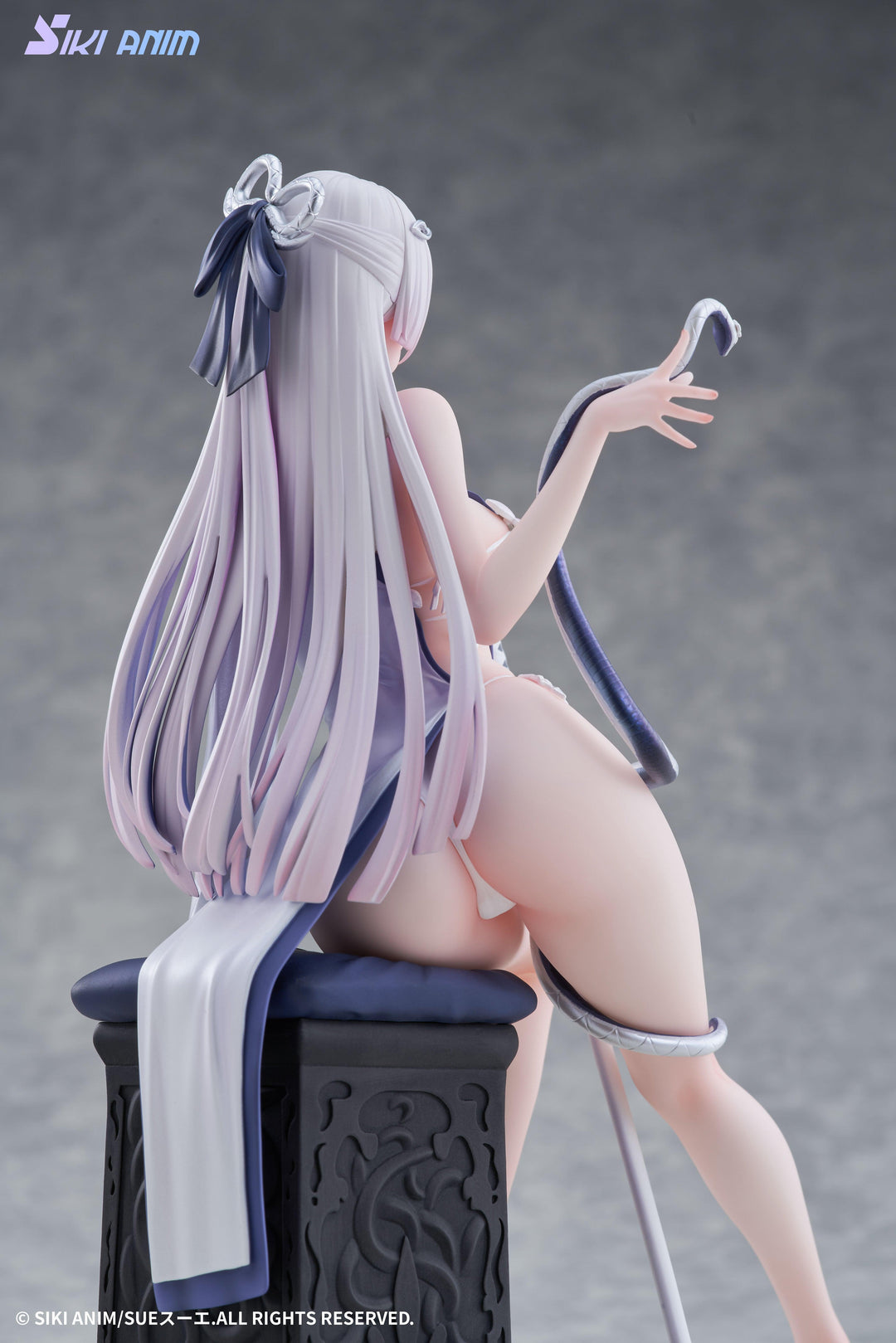 青白蛇のイロ 完成品フィギュア 1/7スケール