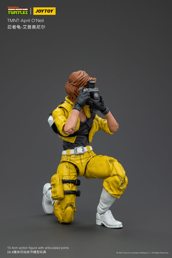 TMNT エイプリル・オニール 1/18スケール
