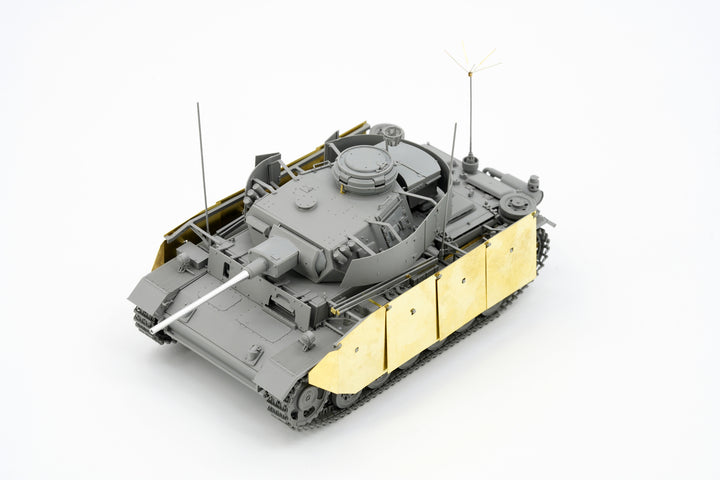 1/35 ドイツ III号指揮戦車K型