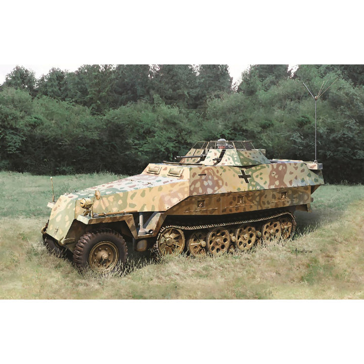 DRAGON(ドラゴン) WW.II ドイツ軍 Sd.kfz.251/23 Ausf.D 装甲偵察車 EZトラック&ボーナスフィギュア付属 1/35スケール 未塗装組立キット