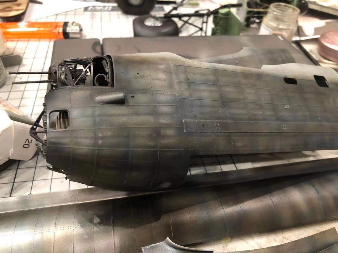 1/32 アブロ ランカスター B.MKI/III フルインテリア