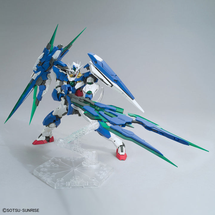 MG ダブルオークアンタ フルセイバー 1/100スケール