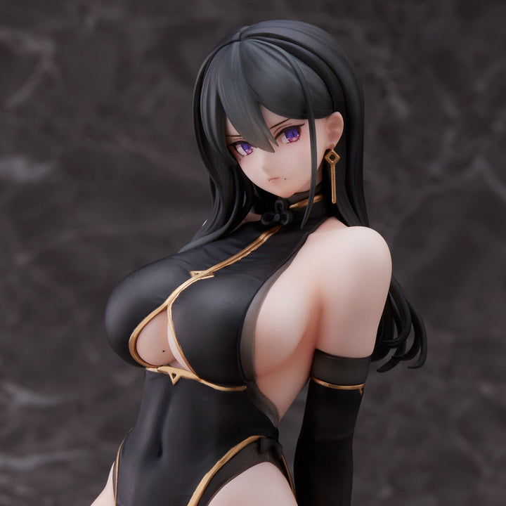 【決算セール対象！】 ハヤブサイラスト 黒チャイナさん