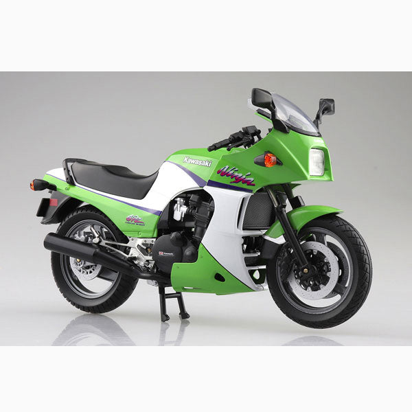 1/12 完成品バイク -KAWASAKI GPz900R ライムグリーン