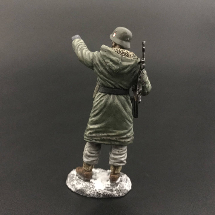 【オータムセール対象】 WAR PARK STWP-00001 オフィサー ヴィズ MP40 KH001 塗装済み完成品…