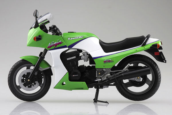 1/12 完成品バイク -KAWASAKI GPz900R ライムグリーン